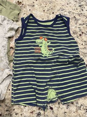 Disney Baby plus others 7 PCS baby boy outfits preowned Size 18 Months